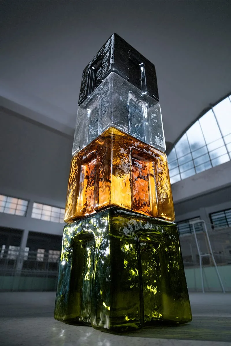 6am-le-studio-milanais-qui-redonne-vie-au-verre-de-murano/carousel-1.jpg