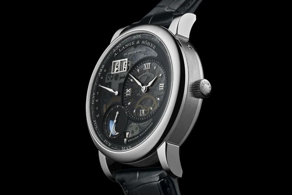 a-lange-et-sohne-illumine-le-salon-watches-and-wonders-2026/carousel-2.jpg