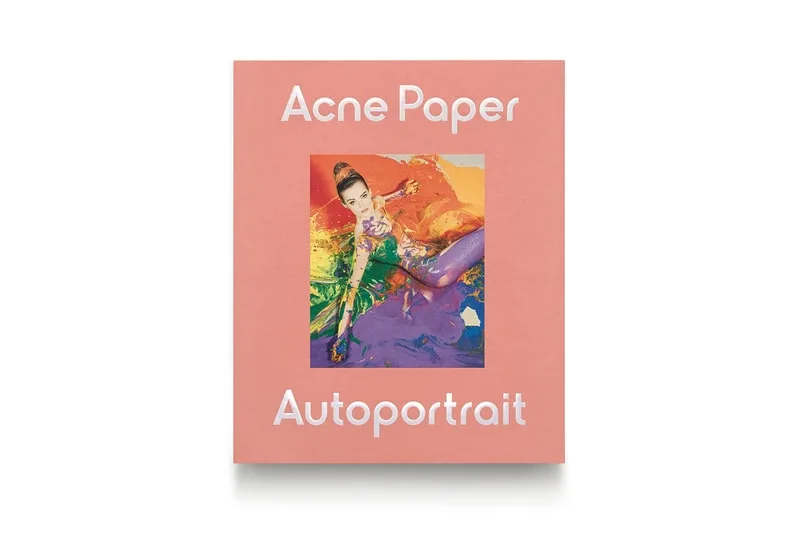Couverture rose avec texte 'Acne Paper Autoportrait' et illustration artistique.