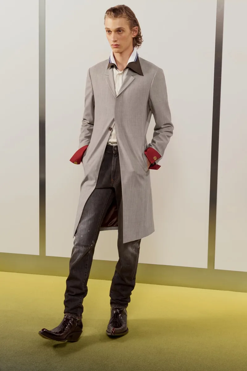 acne-studios-la-revolution-des-codes-vestimentaires/carousel-3.jpg