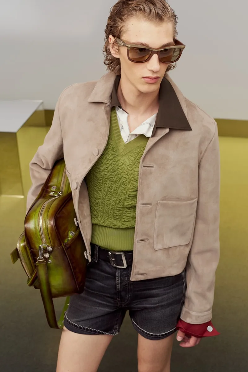 acne-studios-la-revolution-des-codes-vestimentaires/carousel-4.jpg