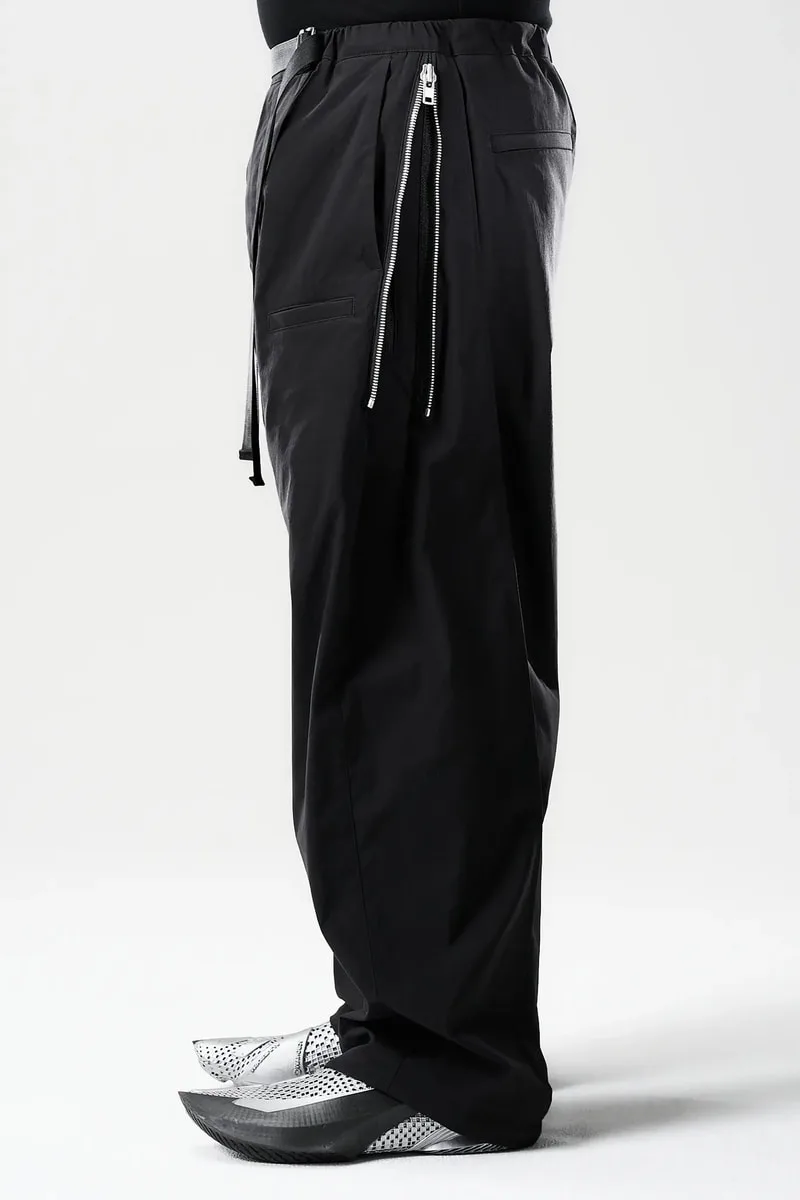 ACRONYM et ALIVEFORM dévoilent THE BLADE dans le coloris Obsidian Nickel
