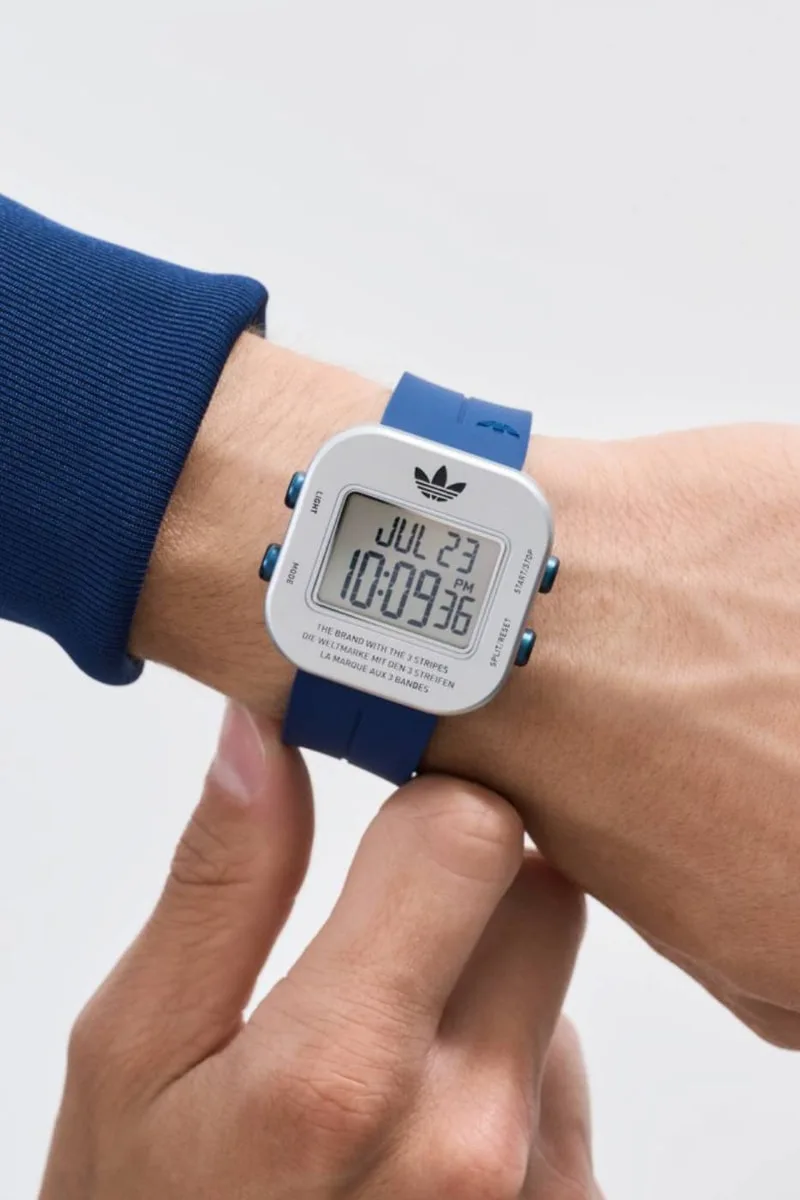 Montre mousqueton adidas Originals ADAPTIK ONE AOST26518, AOST26520 et AOST26521