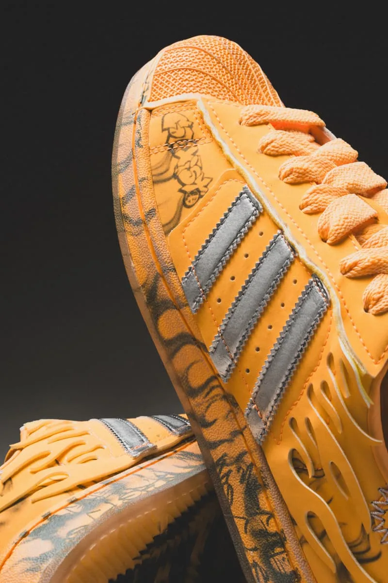 adidas-et-hellstar-revisitent-la-superstar-ii-en-orange-brumeux/carousel-4.jpg