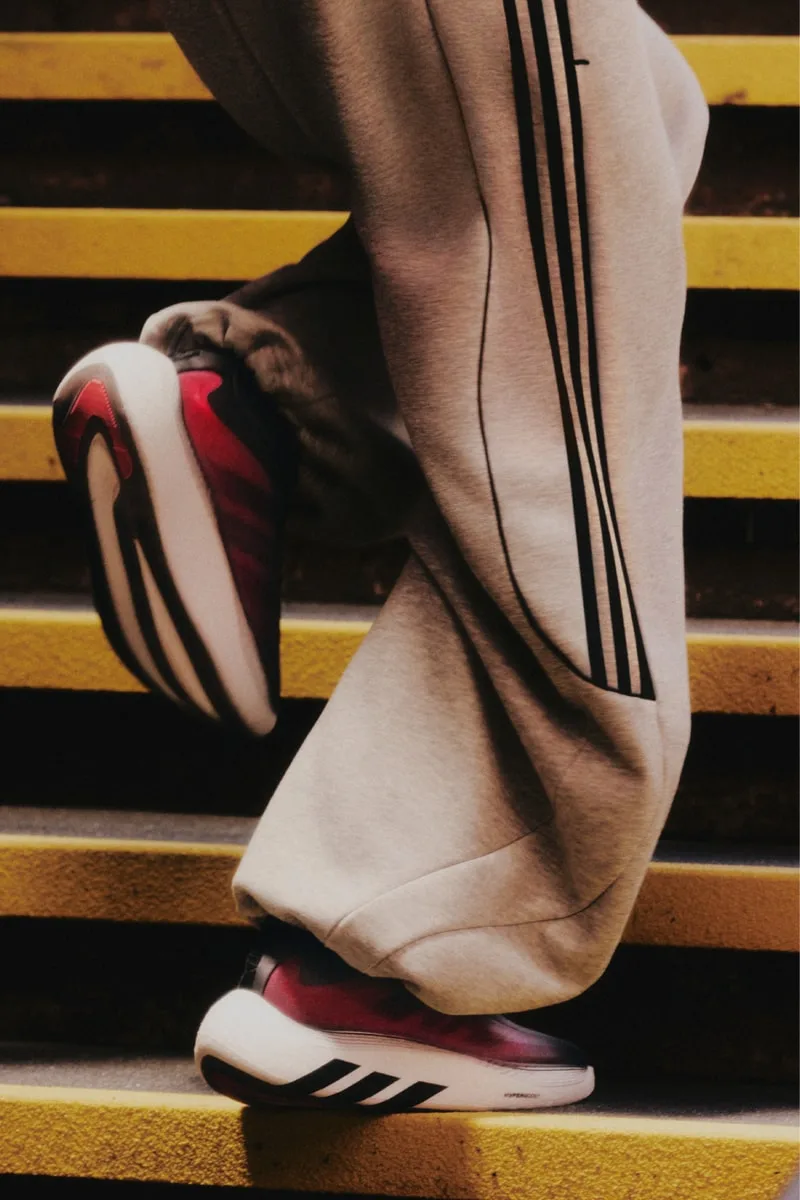 adidas-hyperboost-euphoria-innovation-et-style-audacieux/carousel-1.jpg