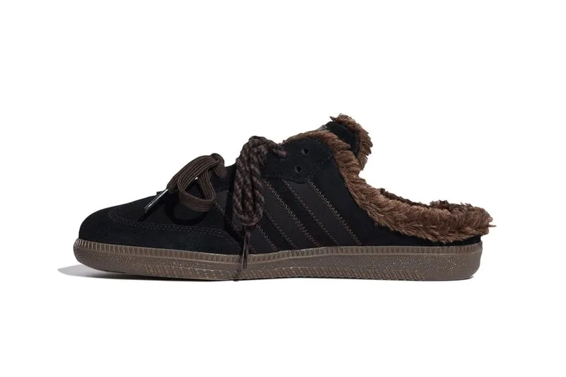 Chaussure marron à doublure en fourrure avec semelle brune.