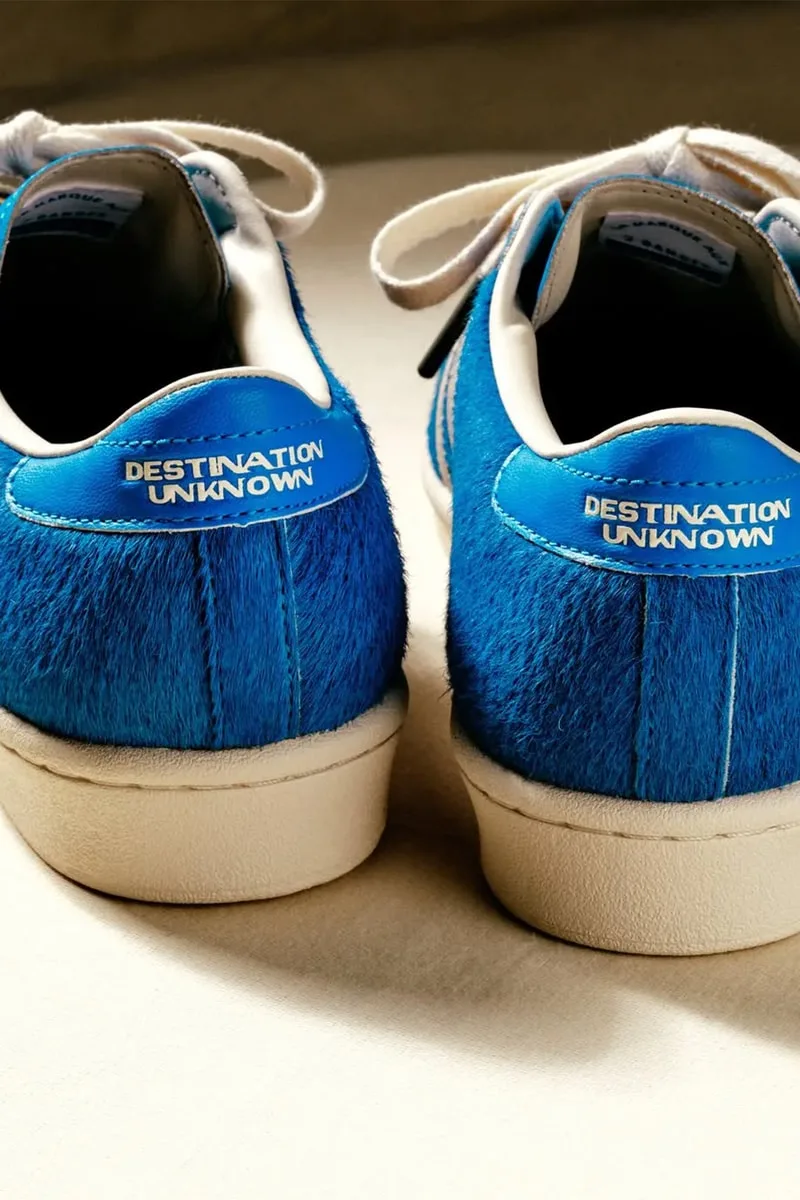 Collaboration Liberaiders x adidas Originals Superstar bleue en poil de poney : sortie SOULGOODS
