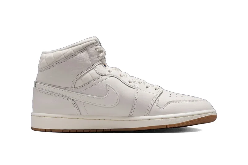 air-jordan-1-mid-hommage-subtil-au-foot-bresilien/carousel-2.jpg