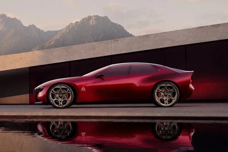 alfa-romeo-cuorerosso-manifeste-au-mondial-auto/carousel-4.jpg