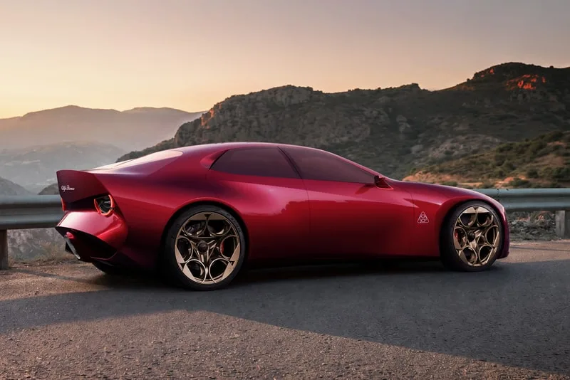 alfa-romeo-cuorerosso-manifeste-au-mondial-auto/carousel-5.jpg