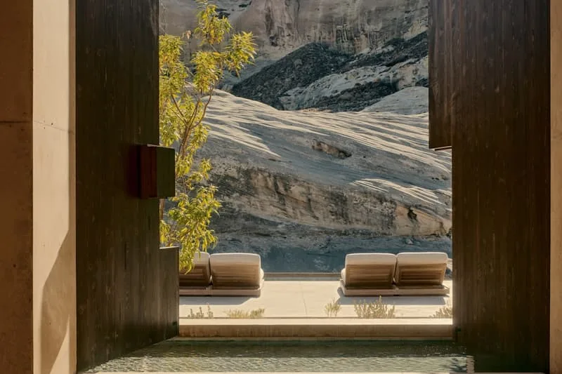aman-devoile-une-villa-dexception-dans-le-desert-de-lutah/carousel-11.jpg