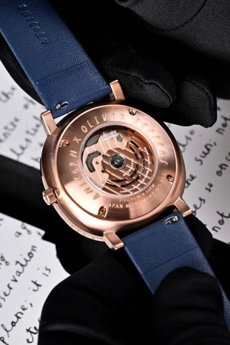 anicorn-x-oliver-jeffers-une-montre-au-dela-du-temps/carousel-8.jpg