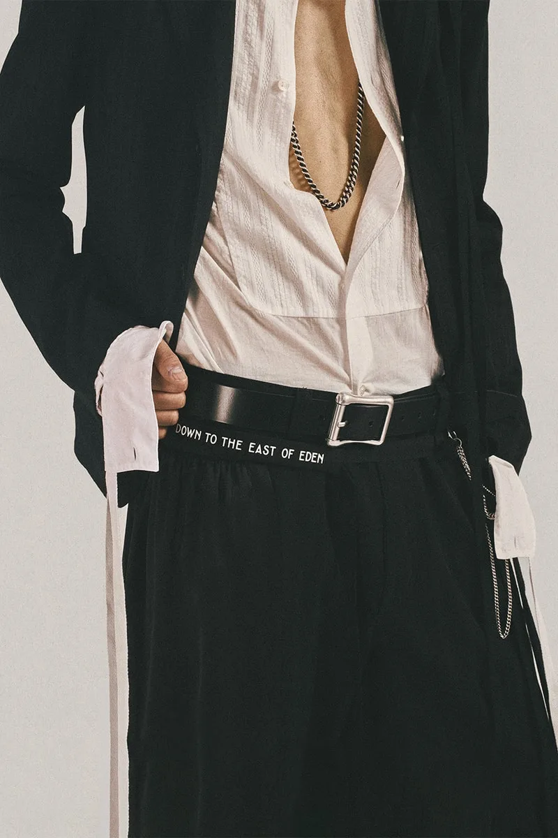 ann-demeulemeester-douceur-edouardienne-et-workwear-structure/carousel-1.jpg