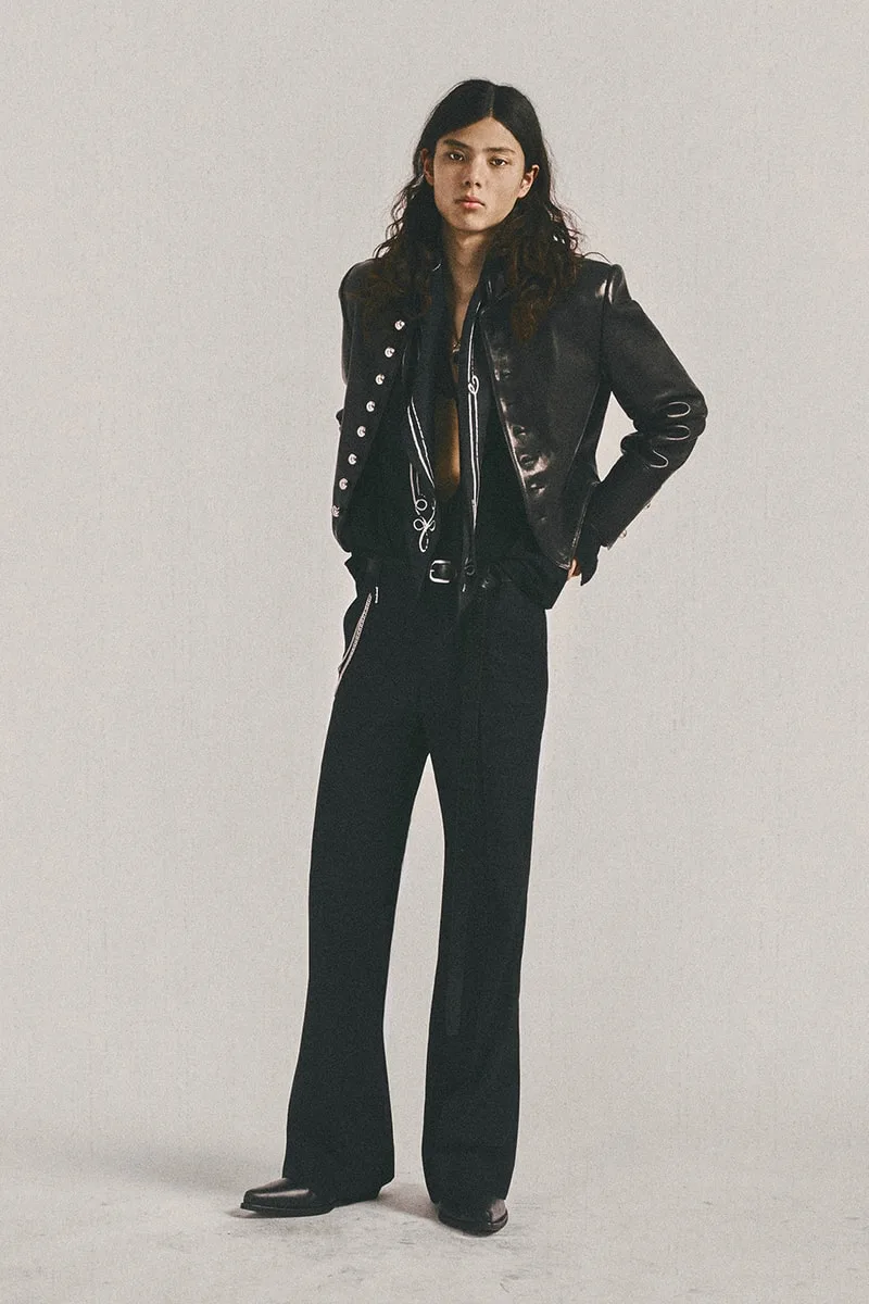 ann-demeulemeester-douceur-edouardienne-et-workwear-structure/carousel-10.jpg