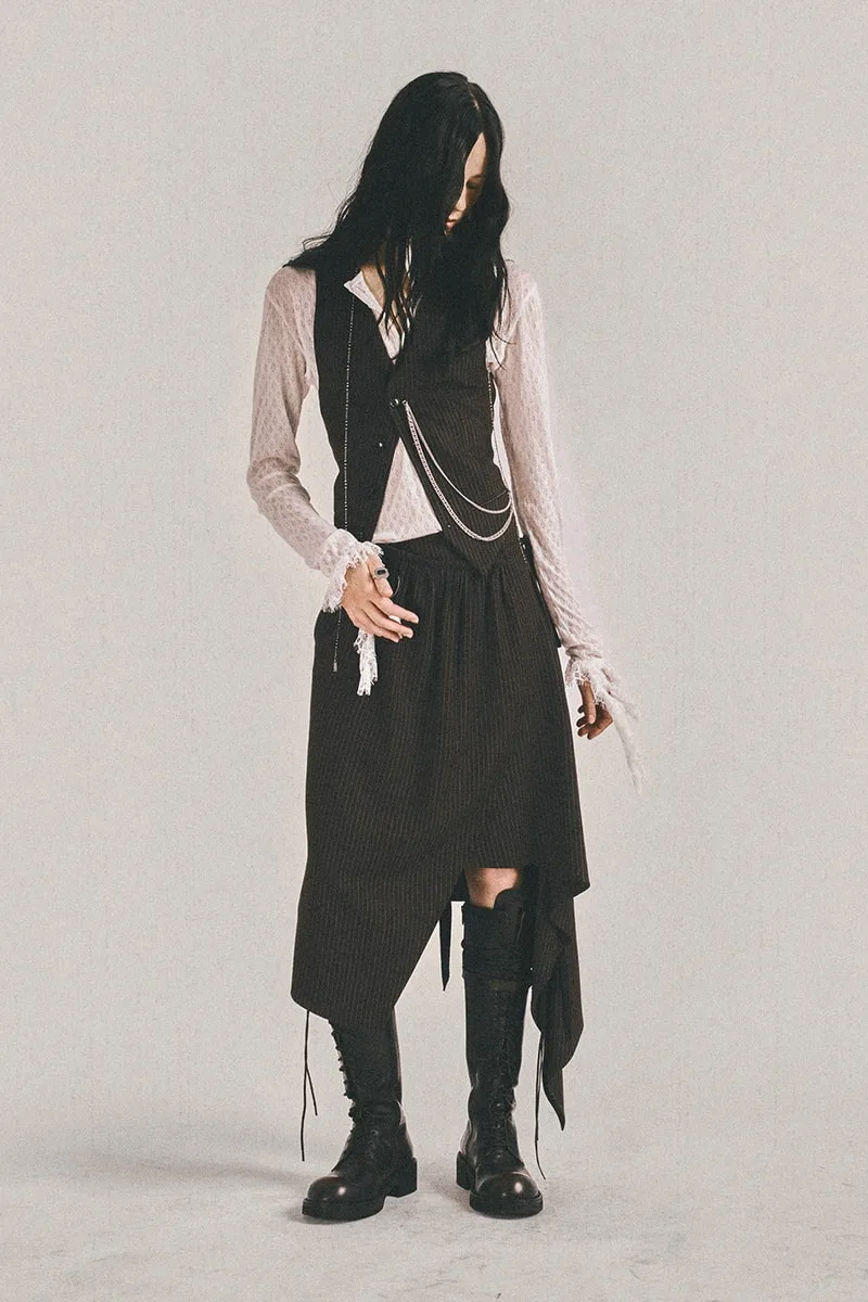 ann-demeulemeester-douceur-edouardienne-et-workwear-structure/carousel-12.jpg