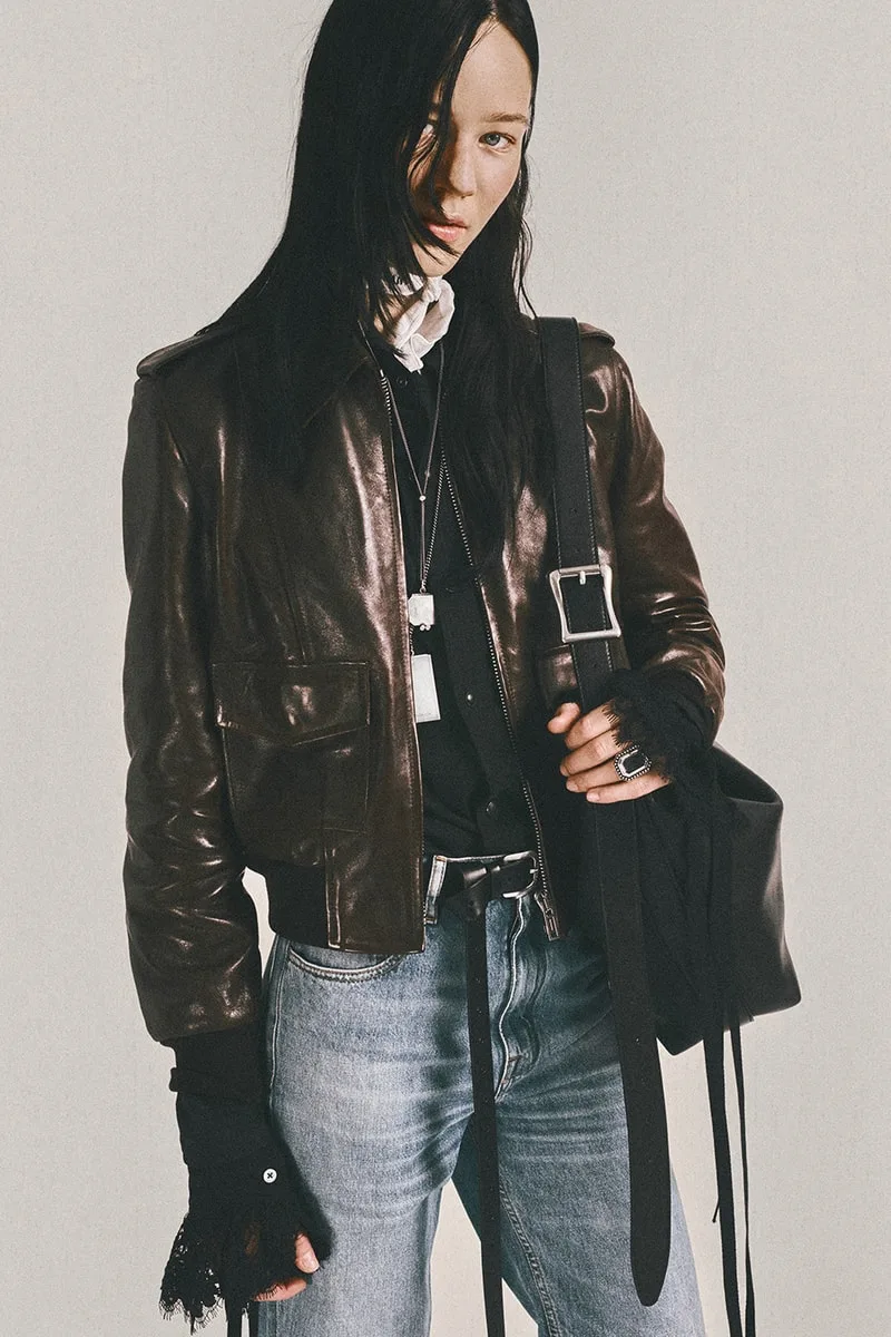 ann-demeulemeester-douceur-edouardienne-et-workwear-structure/carousel-14.jpg