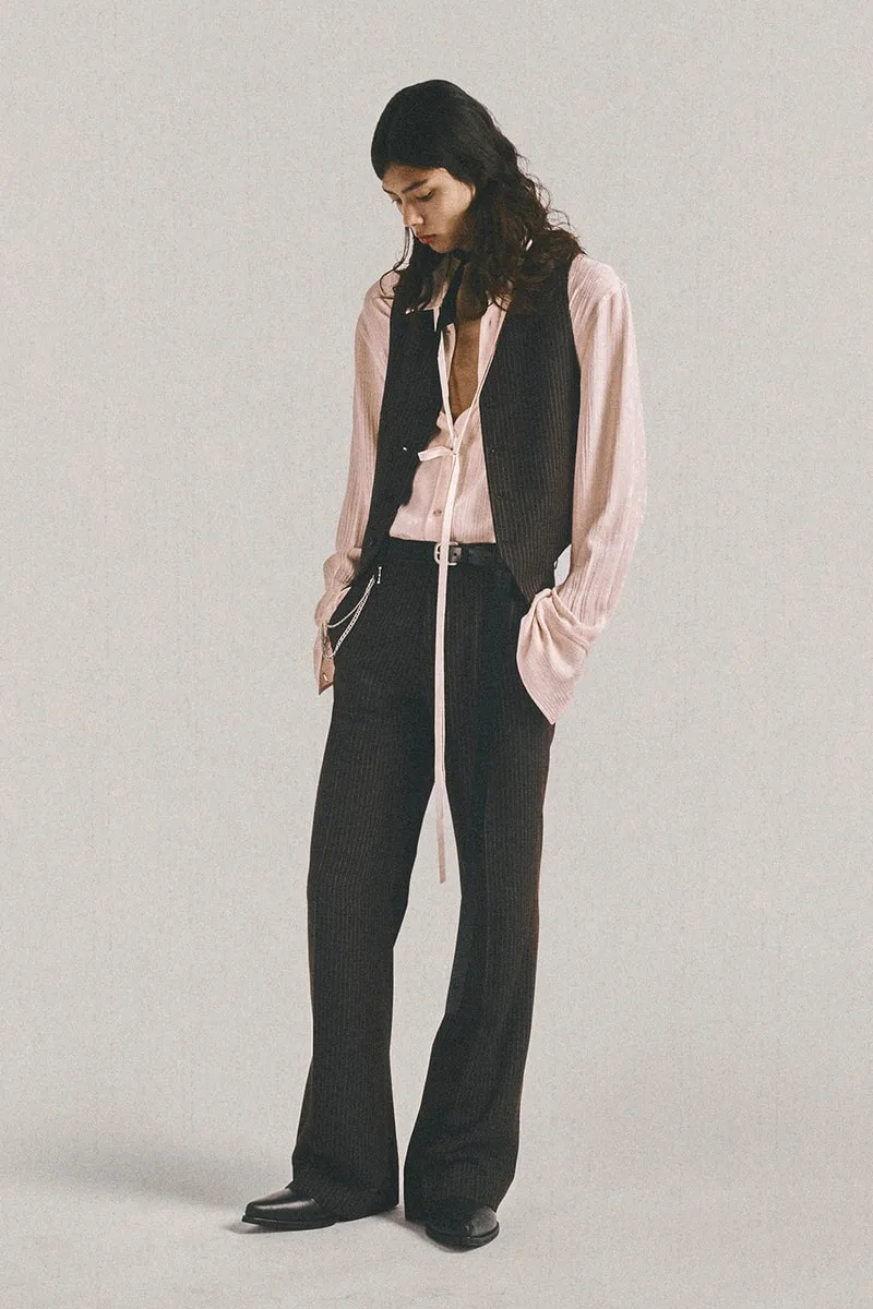 ann-demeulemeester-douceur-edouardienne-et-workwear-structure/carousel-15.jpg