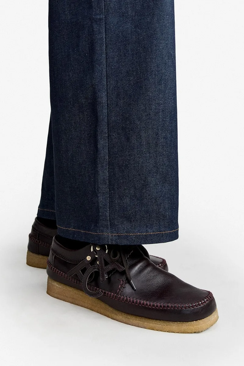 apc-x-clarks-quand-le-style-rencontre-la-durabilite/carousel-1.jpg