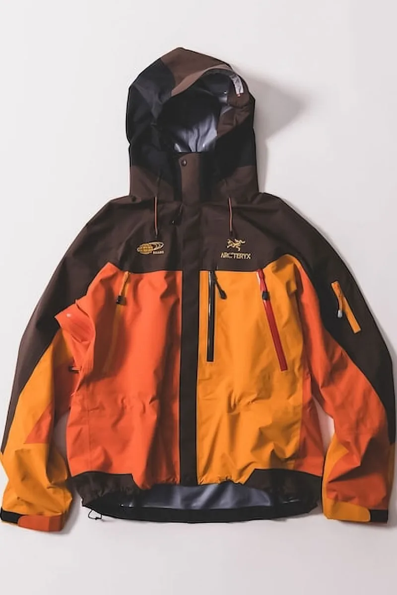 arcteryx-x-beams-la-collection-anniversaire/carousel-1.jpg
