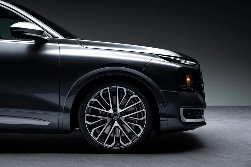 audi-q9-et-sq9-des-suv-de-luxe-surdimensionnes/carousel-7.jpg