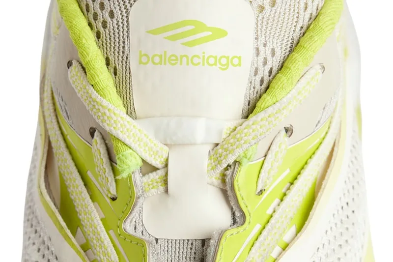 balenciaga-jet-sneaker-une-revolution-coloree/carousel-6.jpg