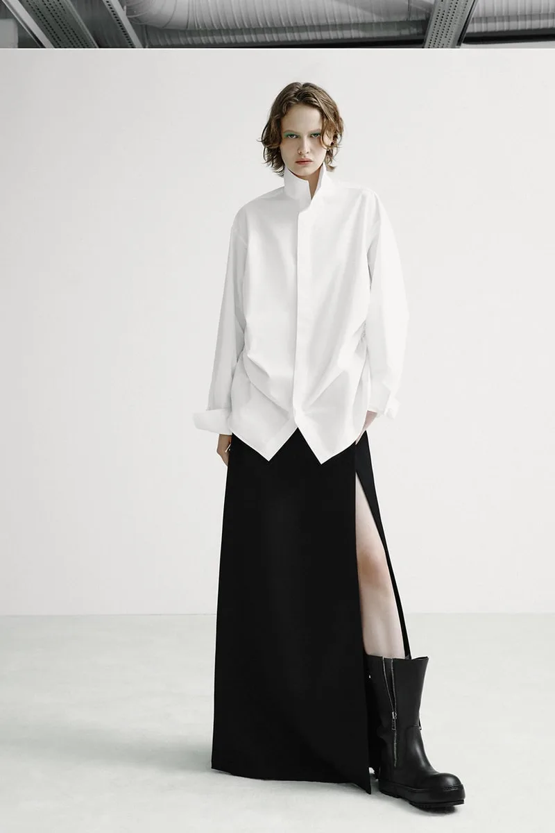 balenciaga-printemps-2027-lere-du-vetement-unsized/carousel-5.jpg