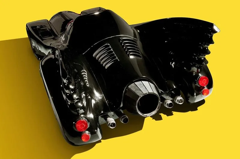 batman-returns-la-batmobile-bientot-aux-encheres/carousel-6.jpg