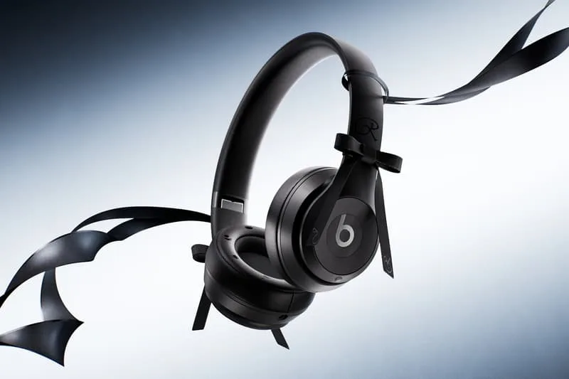 beats-et-jennie-le-retour-avec-les-solo-4-onyx-black/carousel-2.jpg