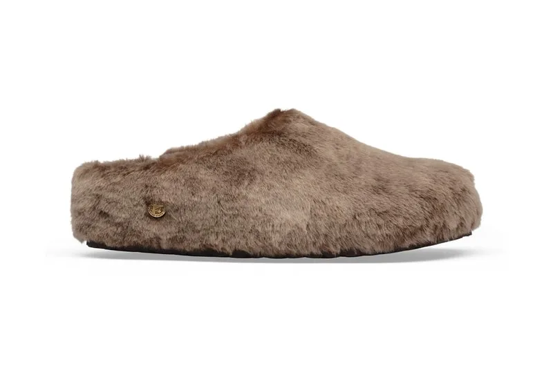 birkenstock-des-modeles-hivernaux-en-shearling/carousel-2.jpg