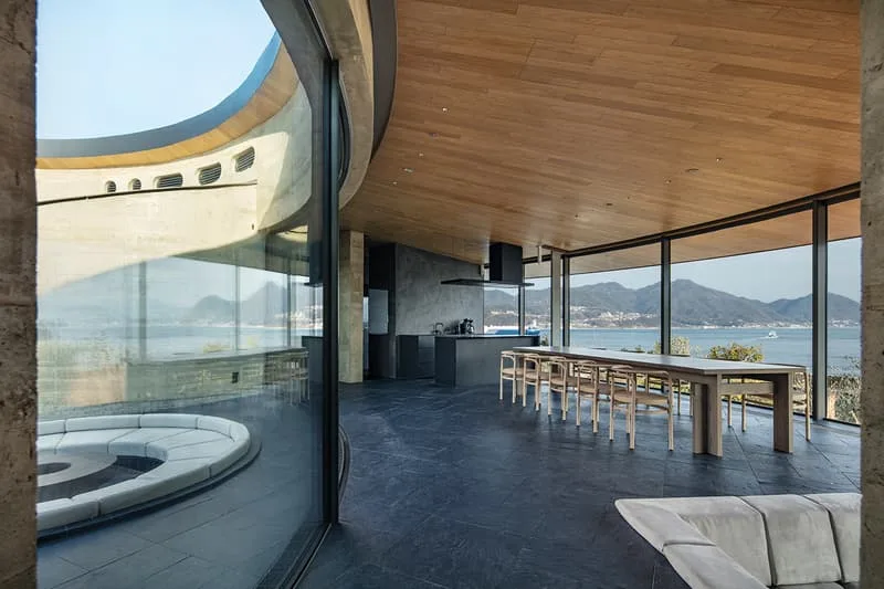 Bjarke Ingels apporte un futurisme audacieux au Japon avec NOT A HOTEL Setouchi