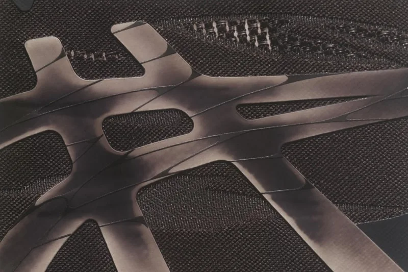 blacktoes-x-asics-une-collaboration-qui-se-transforme/carousel-4.jpg