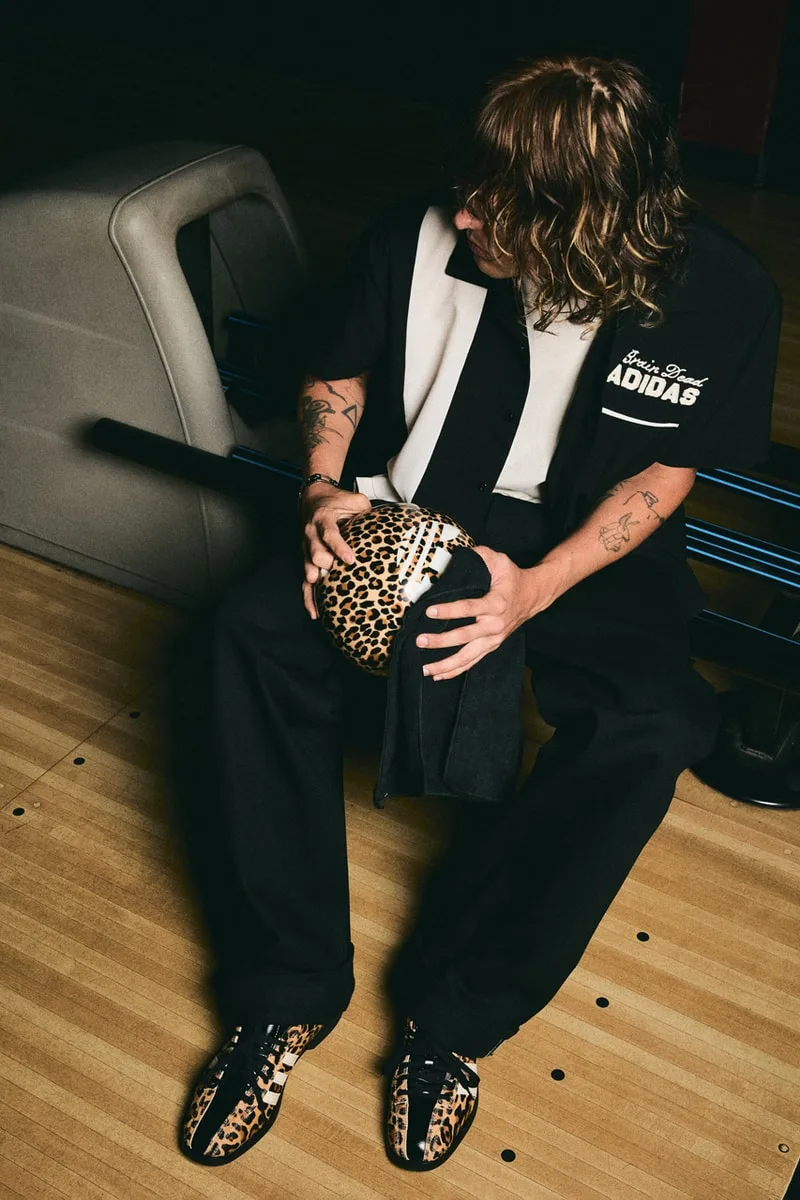 brain-dead-x-adidas-laudace-du-motif-animal/carousel-8.jpg