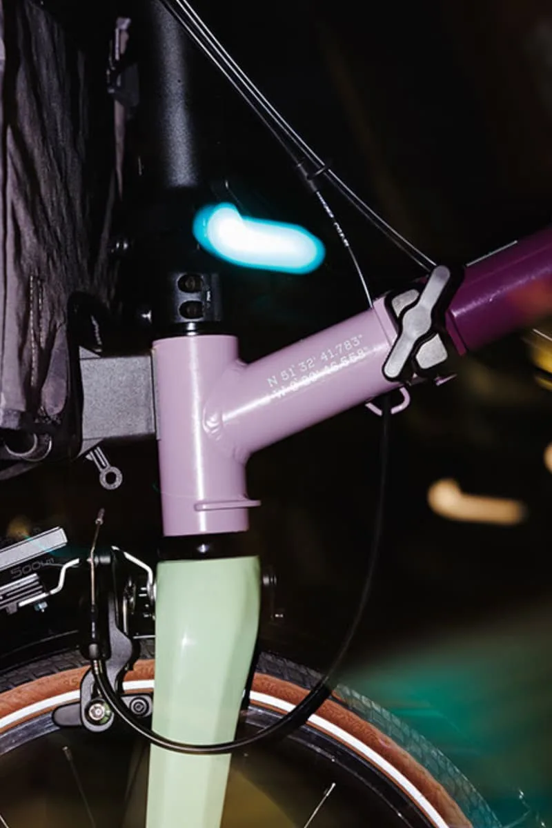 brompton-devoile-en-exclusivite-sa-p-line-urban-explorer-pour-lasie/carousel-2.jpg