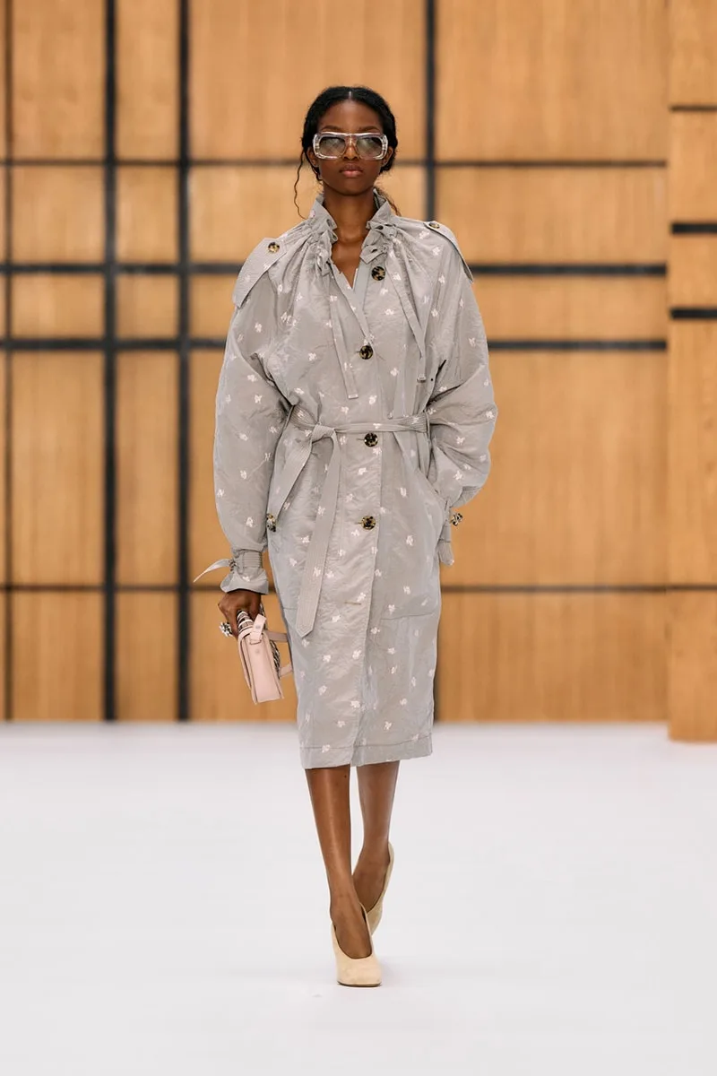 burberry-ss27-central-cee-surprend-la-mode/carousel-7.jpg