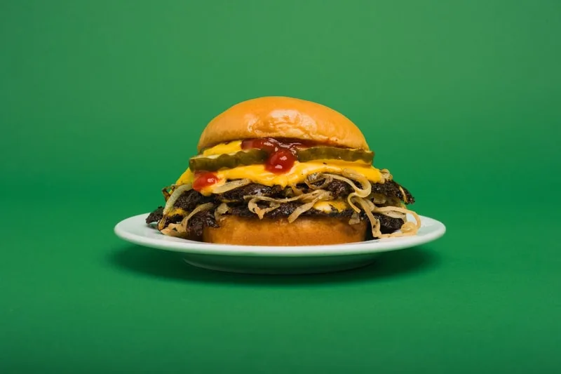 burger-she-wrote-un-nouveau-chapitre-a-sherman-oaks/carousel-2.jpg