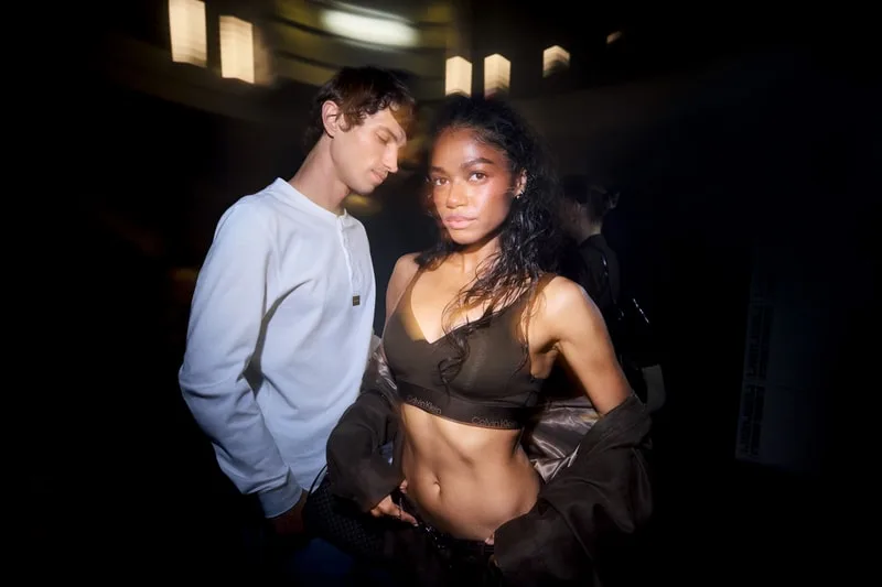 Événement Calvin Klein hors ligne à Berlin pour l’automne 2026, avec Lourdes Leon et Lexxii