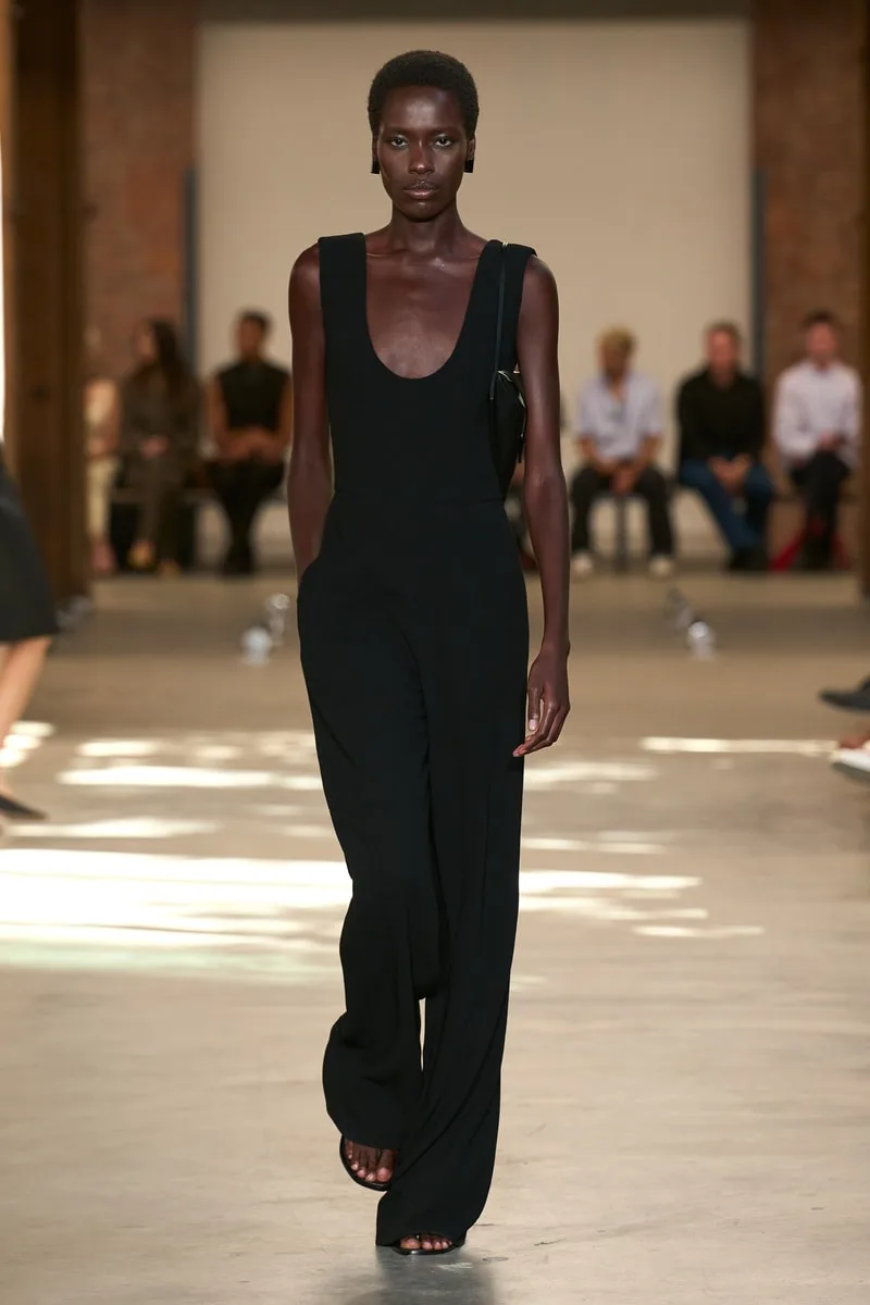 calvin-klein-lamerican-minimalism-reinvente/carousel-15.jpg