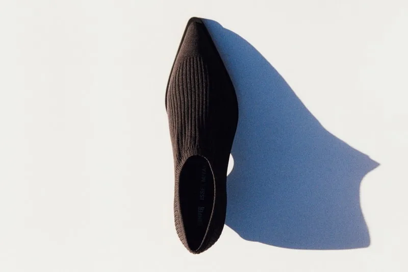 camper-x-issey-miyake-le-renouveau-de-la-botte-chaussette/carousel-5.jpg