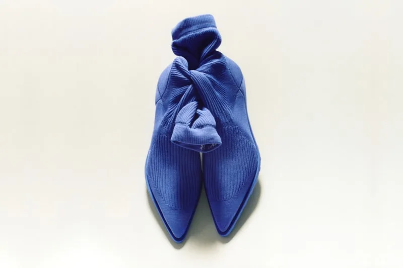 camper-x-issey-miyake-le-renouveau-de-la-botte-chaussette/carousel-8.jpg