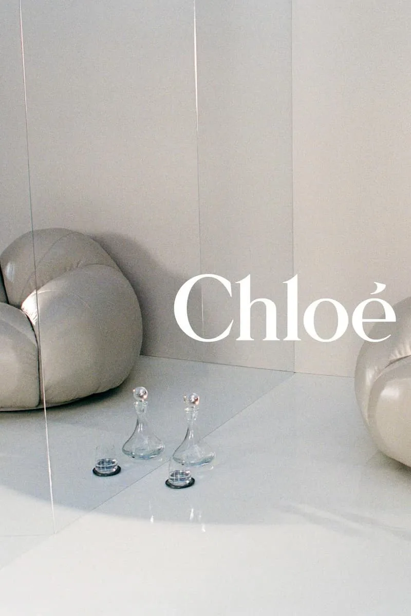 chloe-quand-le-mobilier-sinvite-a-table/carousel-3.jpg