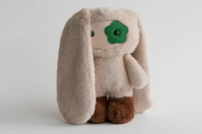 CJ Hendry Juju Mega : premières ventes en ligne et infos sur le pop-up à Hong Kong