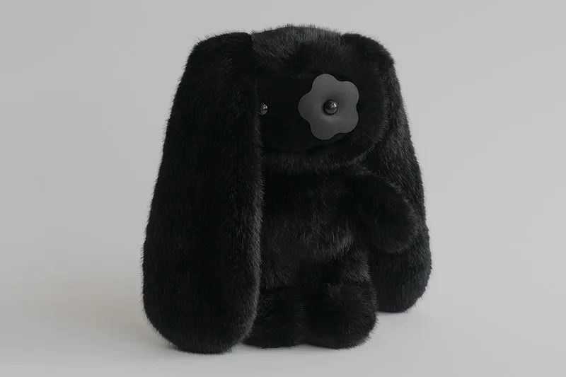 CJ Hendry Juju Mega : premières ventes en ligne et infos sur le pop-up à Hong Kong