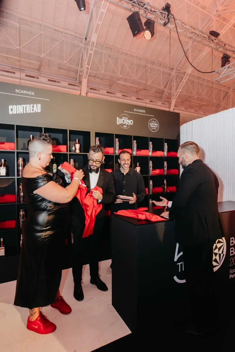 cointreau-une-annee-en-rouge-sur-les-bars-2026/carousel-7.jpg
