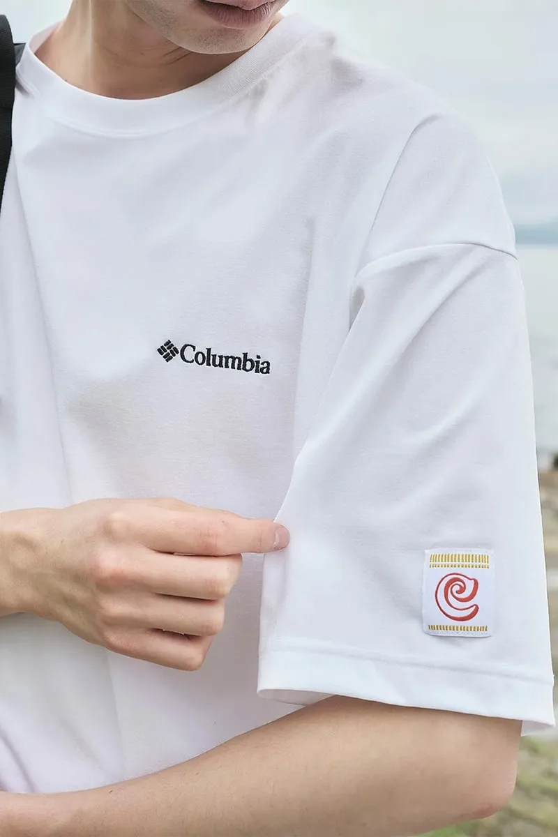 columbia-et-nissin-des-t-shirts-seafood-noodles-audacieux/carousel-9.jpg