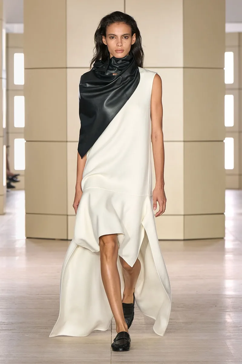 cos-fw26-elegance-moderne-et-decadence-des-annees-folles/carousel-5.jpg