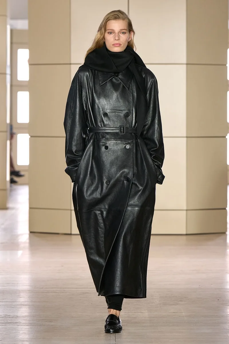 cos-fw26-elegance-moderne-et-decadence-des-annees-folles/carousel-7.jpg