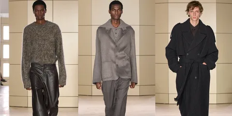 Défilé de mode avec trois mannequins portant des vêtements d'hiver élégants.
