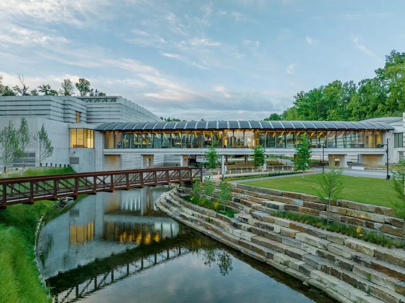 crystal-bridges-une-metamorphose-architecturale/carousel-15.jpg