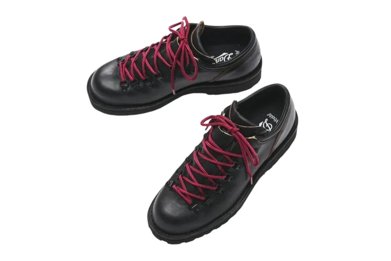 danner-exclusivite-journal-standard-pour-la-nouvelle-mt-ridgee/carousel-1.jpg