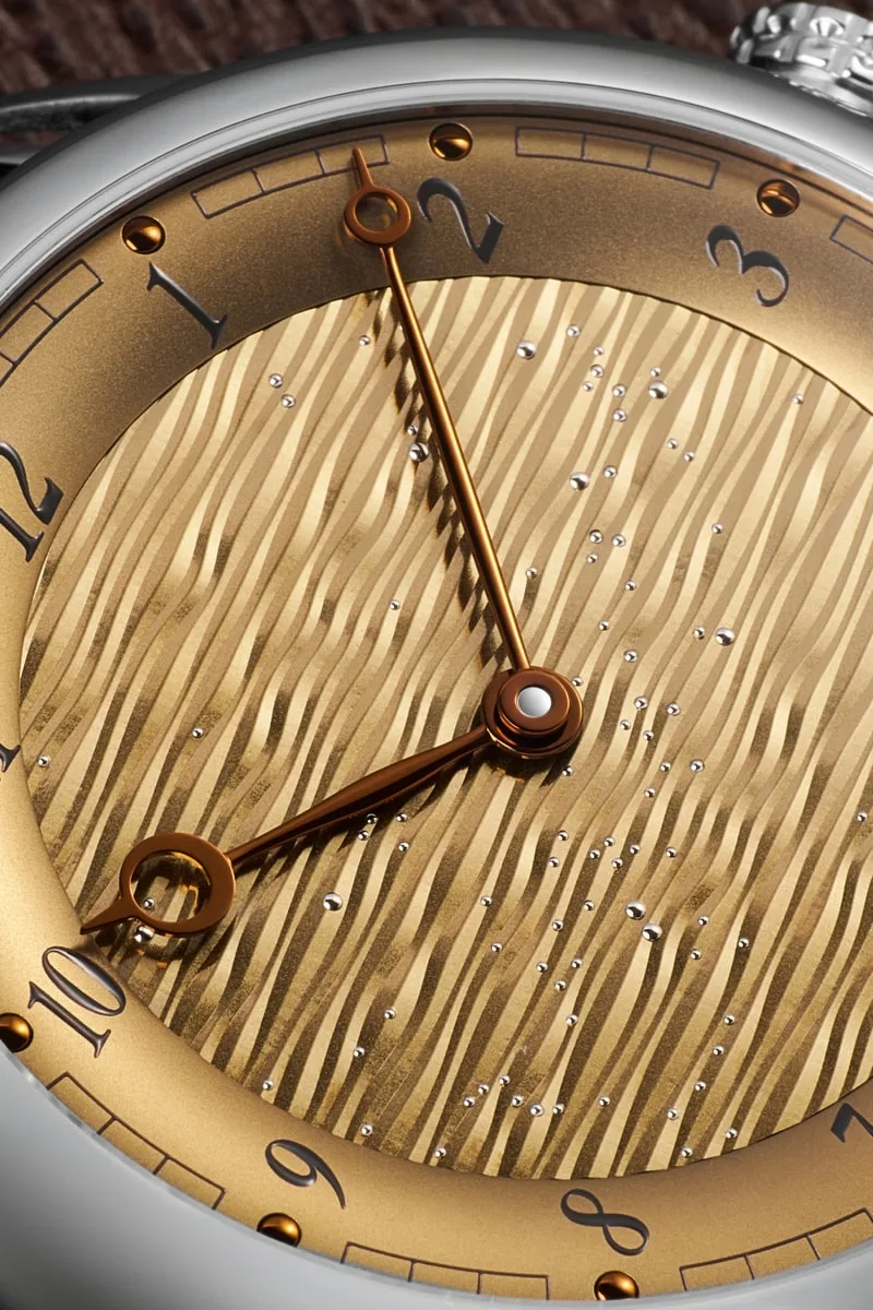 de-bethune-db25xs-lelegance-du-desert/carousel-4.jpg